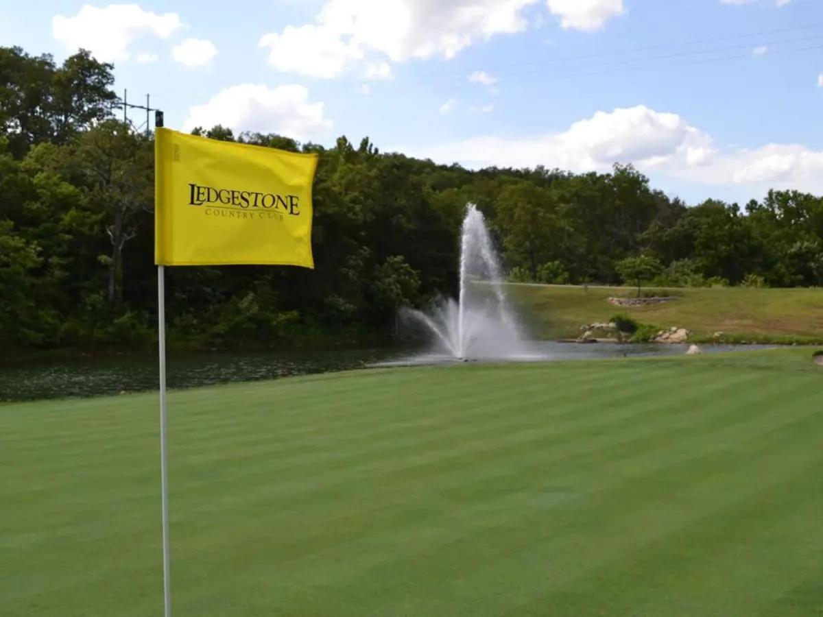 Golf On Site - Walk-In Shower - Jetted Tub - Free Attraction Tickets Included Branson Esterno foto
