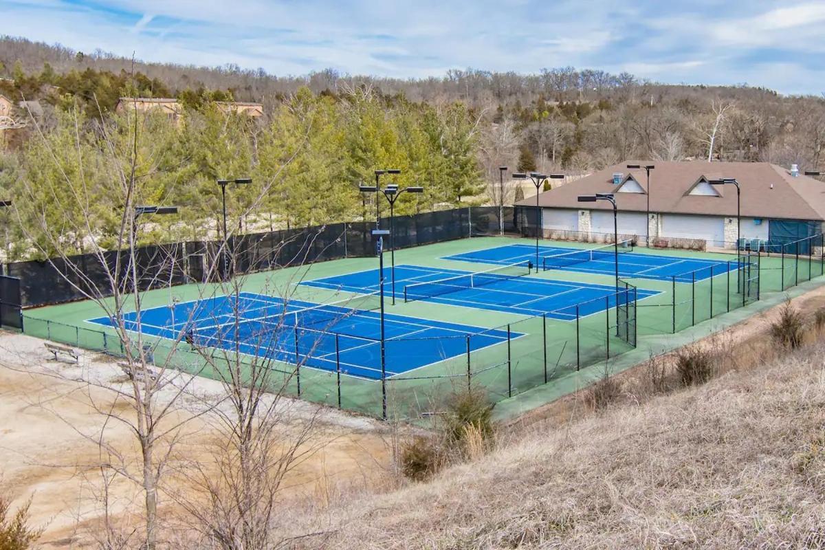 Golf On Site - Walk-In Shower - Jetted Tub - Free Attraction Tickets Included Branson Esterno foto